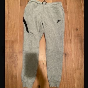 Nike jogger sweatpants